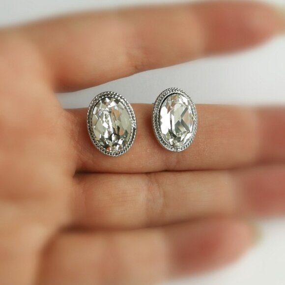 Swarovski Elements clear crystal silver tone stud earrings - Picture 5 of 6